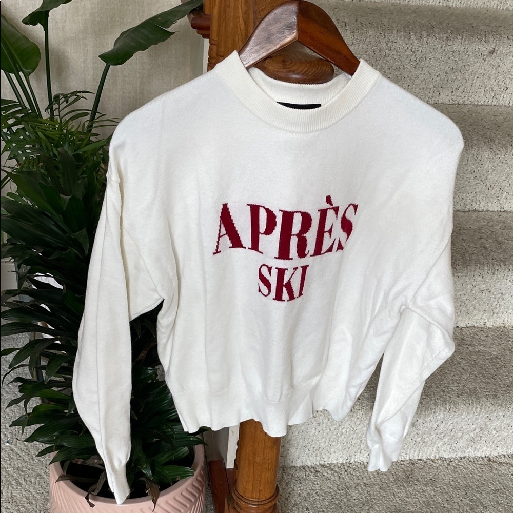 Ardene B White and Red Winter Après Ski Sweatshirt